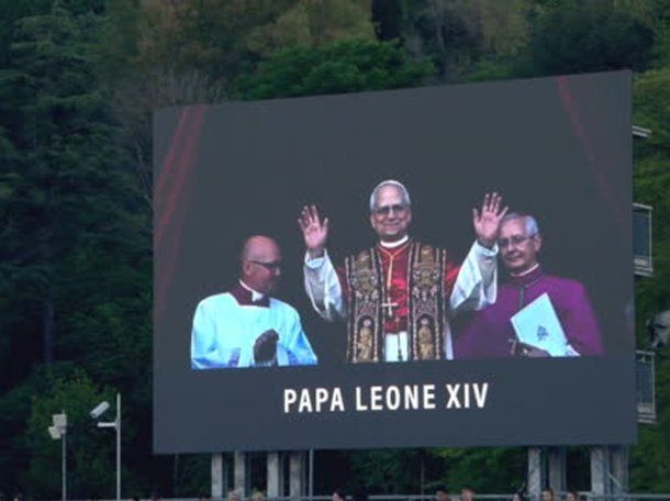Video: así se enteraba de la elección del papa León XIV el público del Masters 1000 de Roma