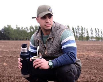 La fortuna familiar del Conejo de GH: a qué se dedicaba antes de entrar a la casa