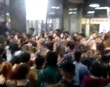 La izquierda a las piñas: la agresión de militantes del FIT a estudiantes del Nuevo MAS