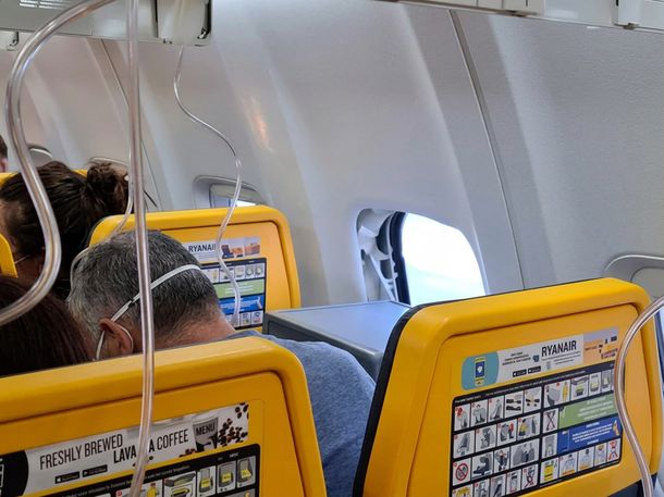 El accidente ocurrió en un avión que había despegado desde Grecia
