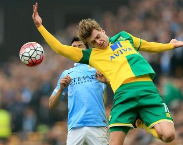 Con un Agüero errático