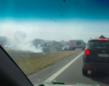 Tucumán: una nube de humo provocó un choque múltiple de 10 autos