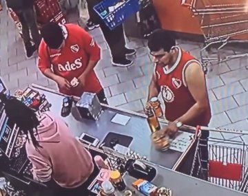 Rastrero amargo: el insólito robo de chupetines que es viral