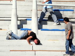Habrá un nuevo reglamento para evitar la violencia en ell fútbol Habrá un nuevo reglamento para evitar la violencia en ell fútbol