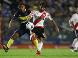 Operaron con éxito al colombiano Wilmar Barrios: ¿llega al Superclásico?