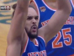 La insólita cara de Joakim Noah tras un tiro libre La insólita cara de Joakim Noah tras un tiro libre
