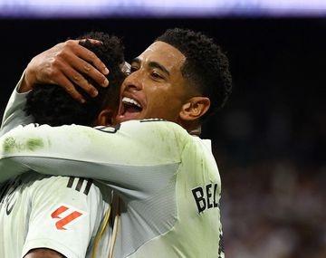 Real Madrid venció 2-1 al Barcelona en el clásico y se afianzó como líder