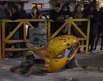 La reacción de Nik luego que vandalizaran nuevamente la estatua de Gaturro