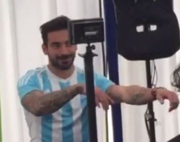 ¡Quedate quieto!: Así  fue filmar el spot de la Copa con Lavezzi