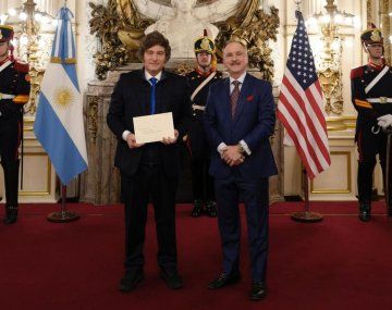 Javier Milei se reunió con Peter Lamelas antes de su nuevo viaje a EEUU