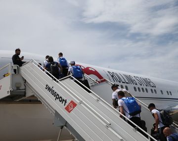 La Selección ya está en camino a Rusia...¡¡¡en un avión muy rockero!!!
