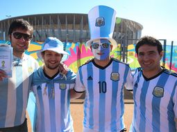 ¿cuanto cuesta ir a ver a la seleccion contra holanda en la semifinal? ¿cuanto cuesta ir a ver a la seleccion contra holanda en la semifinal?