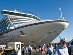 Crucero en Montevideo. Crucero en Montevideo.