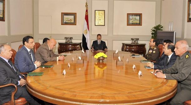 Egipto: el presidente Mursi anuló el decreto que le daba inmunidad