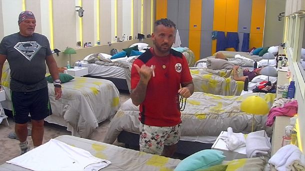 VIDEO: Alfa y Juan casi se agarran a piñas antes del casamiento