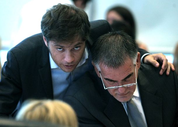 Buitres: el FpV siembra dudas sobre la sesión del martes