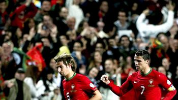 cristiano ronaldo le gano el primer duelo a ibrahimovic cristiano ronaldo le gano el primer duelo a ibrahimovic