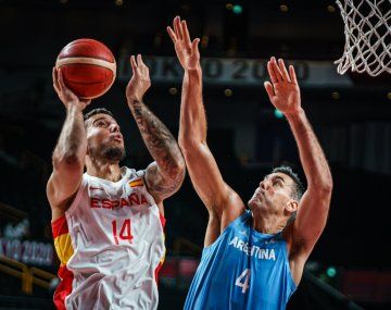 Argentina perdió con España y se complica la clasificación