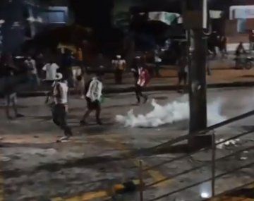 Graves incidentes en las afueras del estadio mientras jugaba River