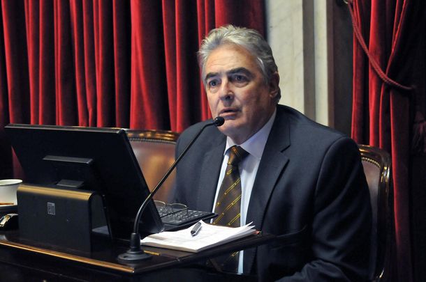 El relato comienza a hacer agua en lo económico