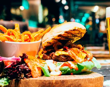 Obesidad y sedentarismo: radiografía de cómo y qué comen los jóvenes en Provincia