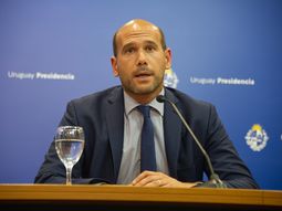 El ministro de Desarrollo Social se sumó a las críticas contra Yamandú Orsi. El ministro de Desarrollo Social se sumó a las críticas contra Yamandú Orsi.