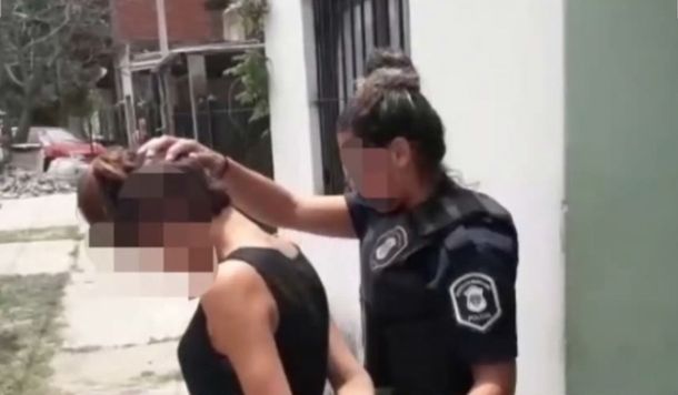 Detuvieron a la adolescente que apuñaló a otra en una escuela de Lanús