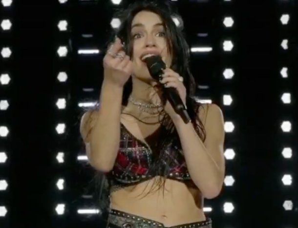 Lali Espósito y una revelación sobre los ataques de Javier Milei.