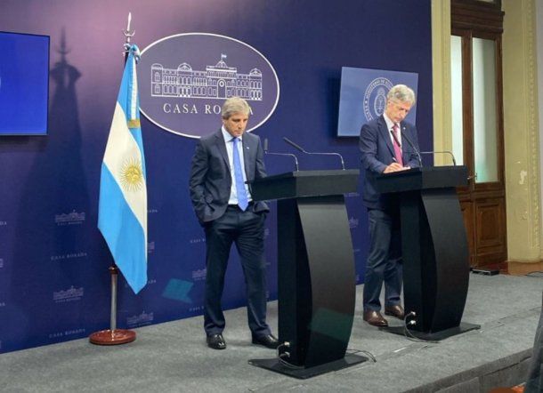 Caputo anunció el fin del cepo cambiario Caputo anunció el fin del cepo cambiario