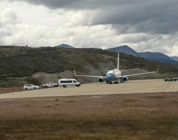 Alerta en Ushuaia: aterrizó un avión del Departamento de Defensa de Estados Unidos bajo un fuerte hermetismo