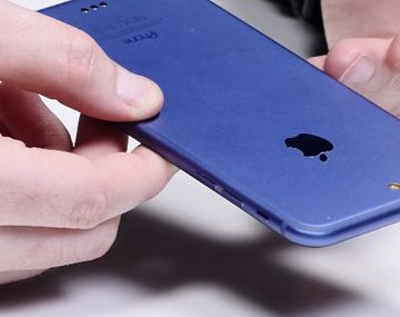 ¿Apple sigue el mismo camino?: aseguró que su iPhone 7 explotó en la caja
