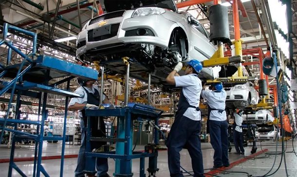 La producción nacional de vehículos creció en abril 24% interanual