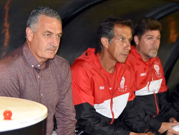 Gustavo Alfaro en Huracán