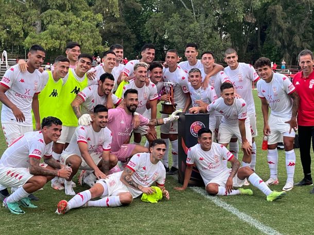 Serie Río de la Plata: Huracán venció a Danubio sobre la hora en Montevideo
