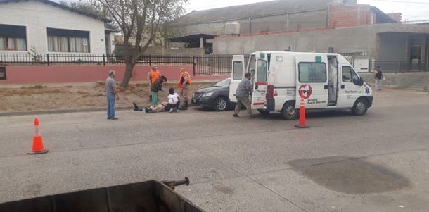 Puerto Deseado: Ricardo Soto yace en el piso tras el disparo que el efectuó Pedro Espinoza