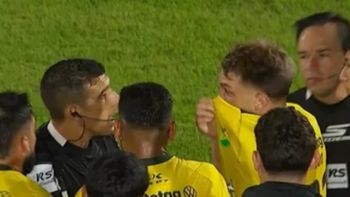 escandalo en instituto-defensa: souto exploto contra el arbitro y termino expulsado escandalo en instituto-defensa: souto exploto contra el arbitro y termino expulsado