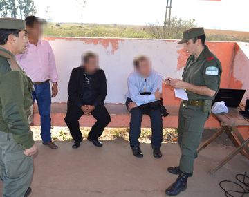 Se disfrazaron de curas para transportar 46 kilos de marihuana pero cayeron