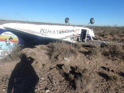 cayo una avioneta en rio negro: un muerto y dos heridos