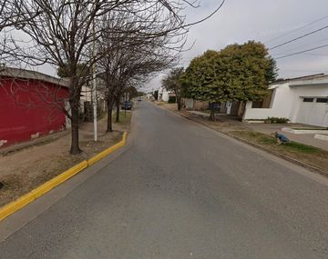 Los delincuentes armados y encapuchados irrumpieron en su vivienda de lacalle Modesto Moreno al 1300.