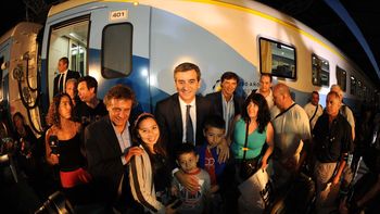 nuevo tren ya llevo mas de 24.000 pasajeros nuevo tren ya llevo mas de 24.000 pasajeros