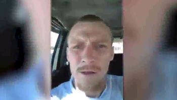 Transmitió en vivo mientras tomaba whiskey y lo detuvieron Transmitió en vivo mientras tomaba whiskey y lo detuvieron