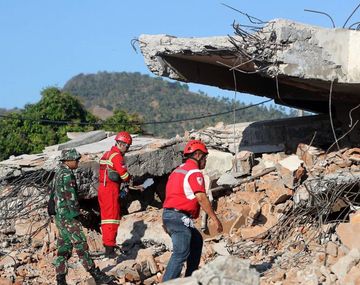El pánico volvió a apoderarse de Indonesia: un terremoto de 6