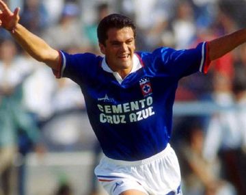 El delantero es un habitual crítico de la gestión actual del Cruz Azul