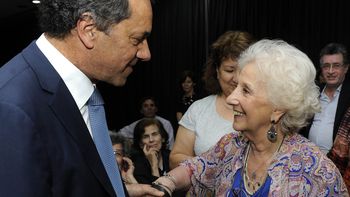 scioli es una transicion, dijo carlotto: ¿que le respondio el candidato? scioli es una transicion, dijo carlotto: ¿que le respondio el candidato?