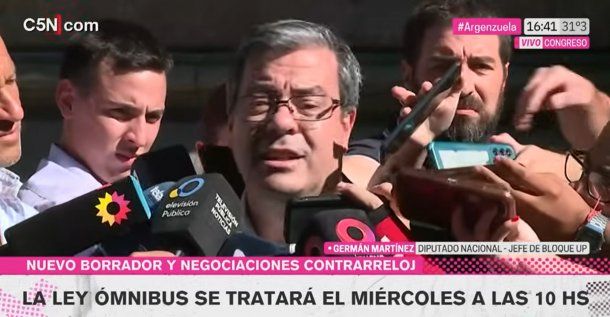 Ley Ómnibus: desde Unión por la Patria advirtieron sobre el peligro de la delegación de poderes