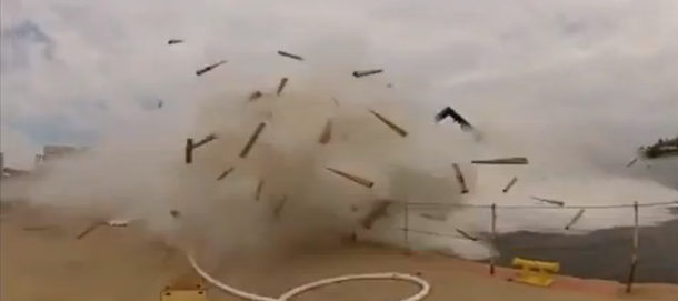 VIDEO: Realizan el descenso de un barco y sale muy mal