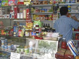 Almaceneros denuncian que productos exentos de IVA aumentaron por encima del 21%