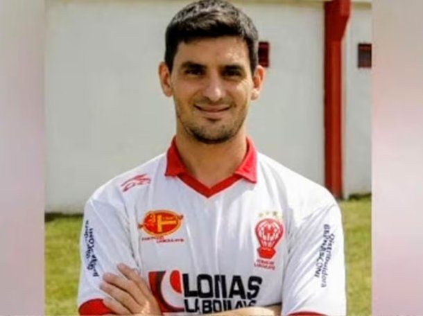 Demandan a AstraZeneca y al Estado argentino por la muerte de un futbolista que se dio la vacuna del Covid
