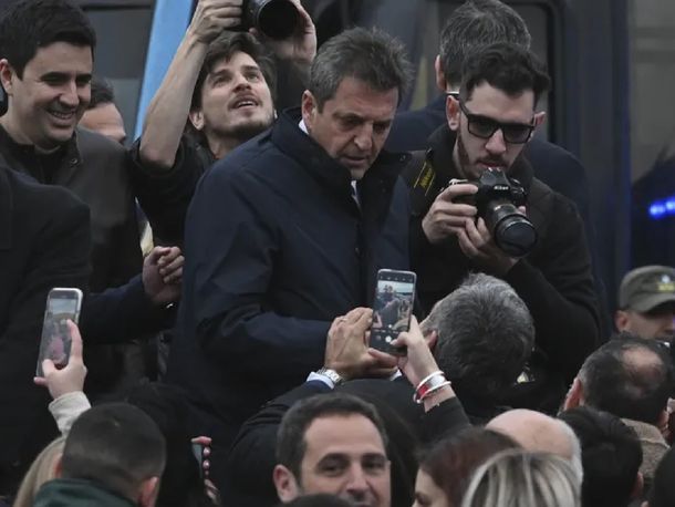 Massa pidió saturar Rosario de gendarmes para que la gente recupere la calma