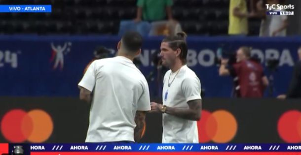 Rodrigo De Paul y Leandro Paredes repitieron el ritual de los caramelos en la Copa América 2024
